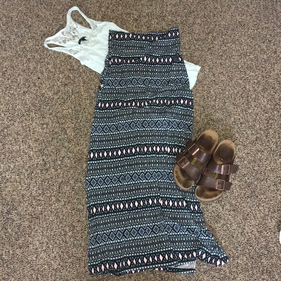 Charlotte Russe Dresses & Skirts - Patterned Charlotte Russe Maxi Skirt